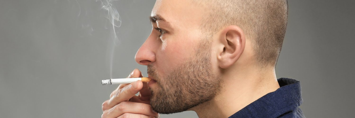 Does smoking damage your eyes?