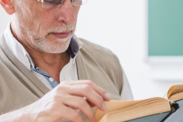 I have presbyopia.  What are my treatment options?